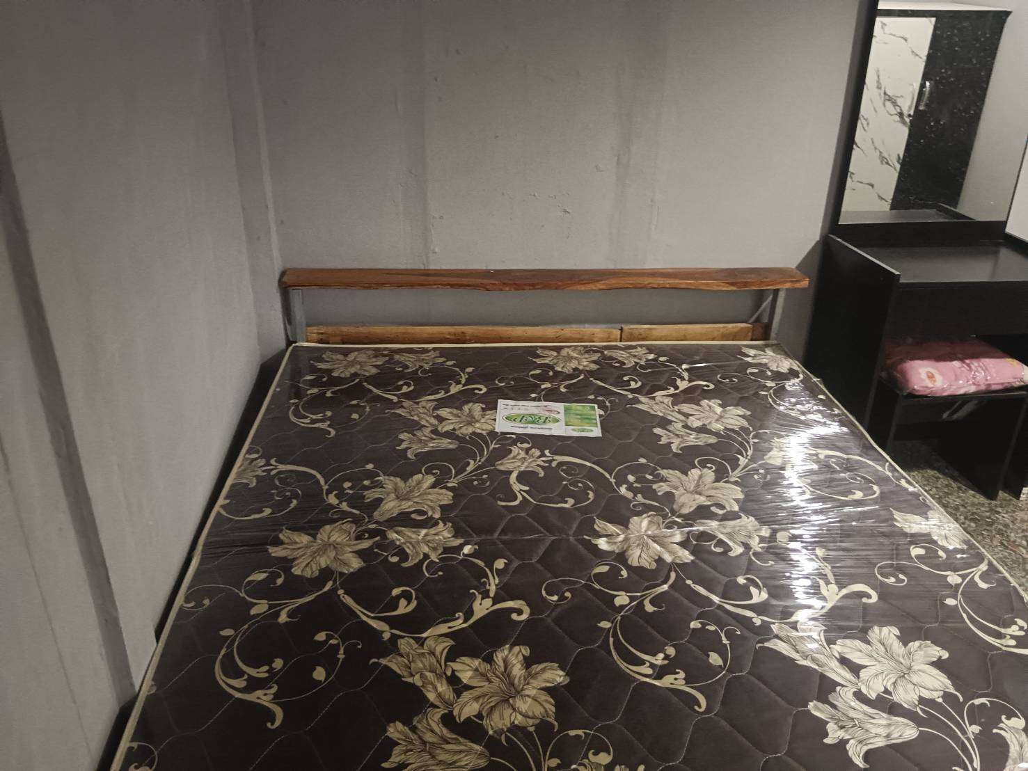 Room 9