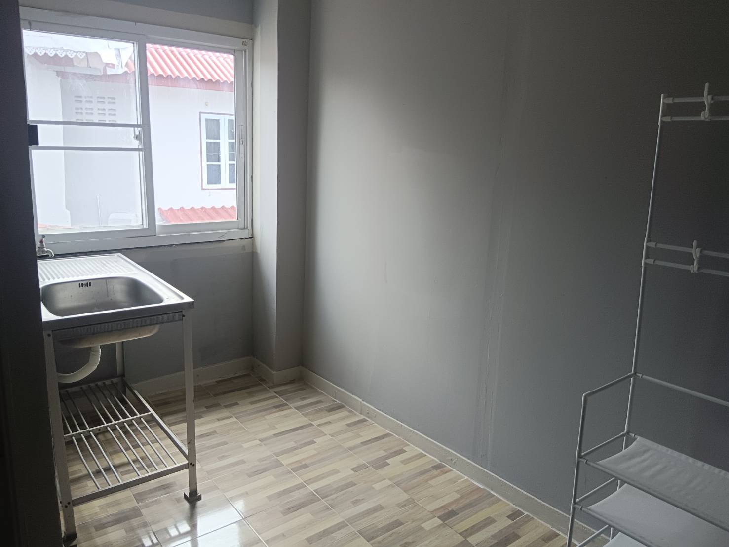 Room 9