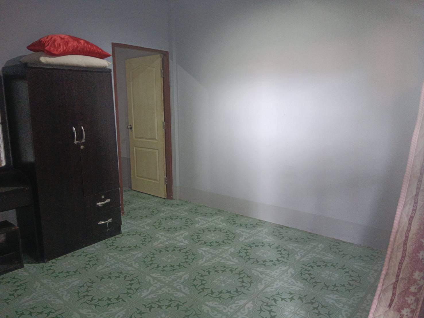 Room 15